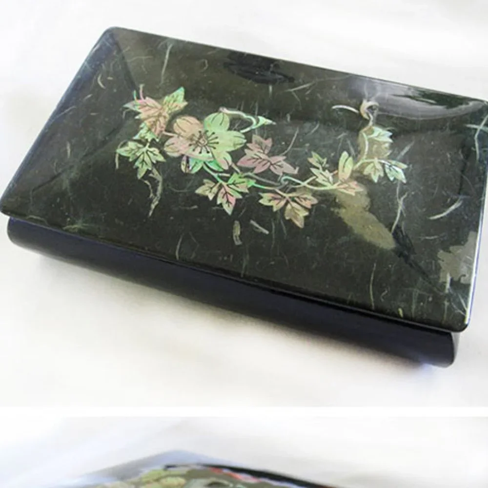 Oriental antique shell jewel box